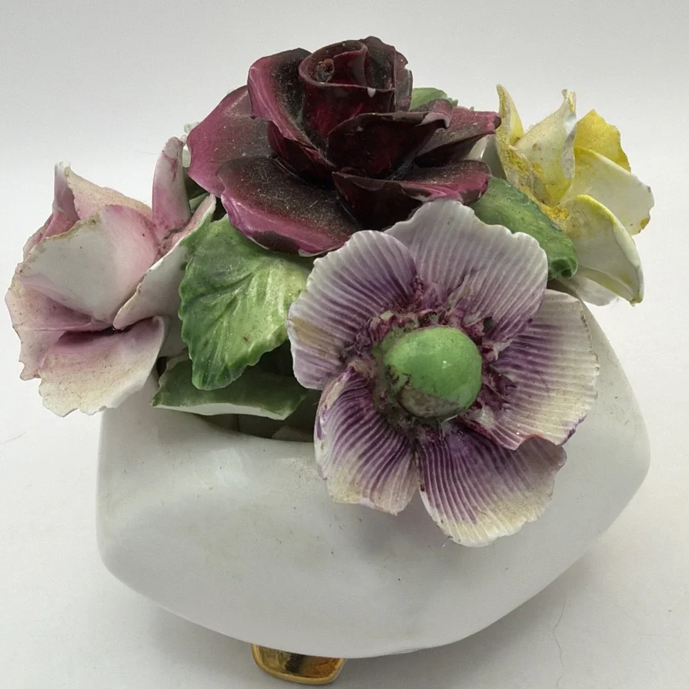 Radnor Bone China Figurine Footed Floral Bouquet 4